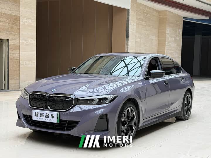 BMW i3 eDrive 35 L