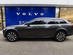 Volvo V90 Cross Country B5 AWD Intelligent Remote Edition - ფოტო 3