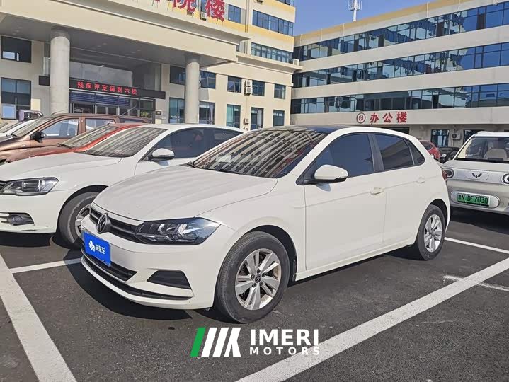 Volkswagen Polo Plus 1.5L Automatic Panoramic Comfort Edition - ავტომობილი ჩინეთიდან