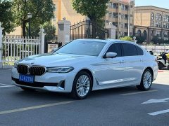 BMW 5 Series 525Li Luxury Package - ფოტო 1