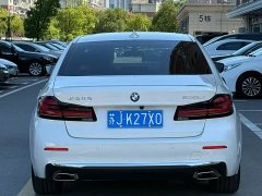 BMW 5 Series 525Li Luxury Package - ფოტო 8