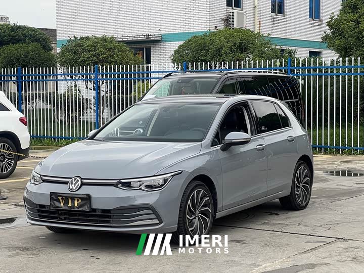 Volkswagen Golf Facelift 280TSI DSG Pro - ავტომობილი ჩინეთიდან