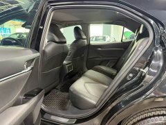 Toyota Camry 2.0G Luxury - ფოტო 5