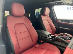 Porsche 2024 Cayenne 3.0T - ფოტო 17