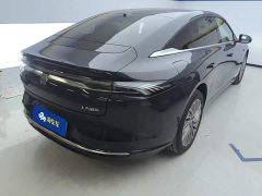 Buick Zhijing L7 Extended Range Avvia - ფოტო 3