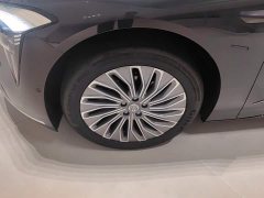 Buick Zhijing L7 Extended Range Avvia - ფოტო 6