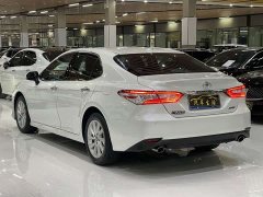 Toyota Camry 2.0G Luxury Edition - ფოტო 13