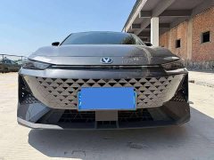 Changan UNI-V 1.5T Premium - ფოტო 2