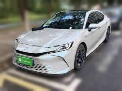 Toyota Camry Hybrid 2.0HG Premium Edition - ფოტო 1