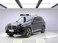 BMW X7 xDrive40i M Sport Luxury Package - ფოტო 1