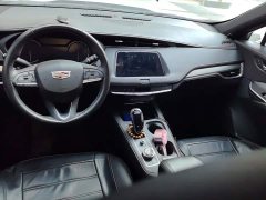 Cadillac XT4 28T FWD Luxury - ფოტო 12