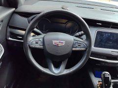 Cadillac XT4 28T FWD Luxury - ფოტო 15