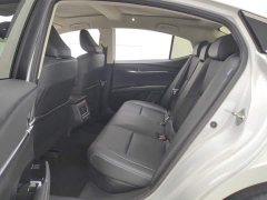 Toyota Camry Hybrid 2.0HG Premium Edition - ფოტო 11