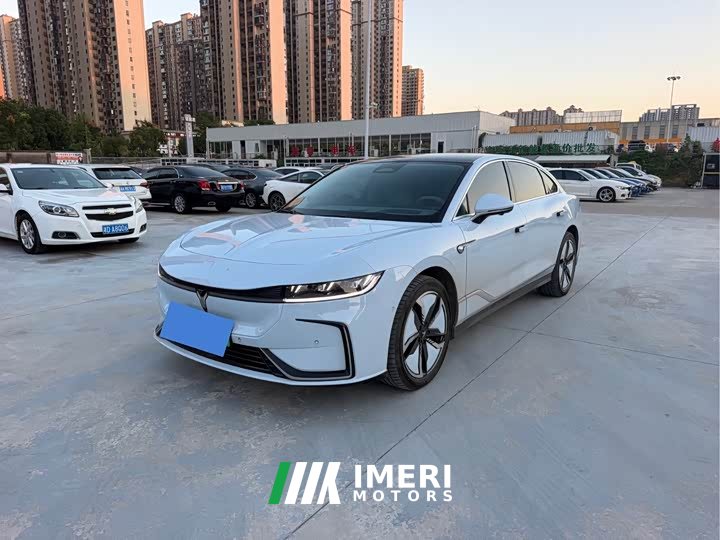 Voyah Lantu Zhaoguang Four-Wheel Drive Flagship - ავტომობილი ჩინეთიდან