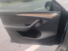 Tesla Model Y Standard Range RWD - ფოტო 7