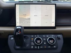 Land Rover Defender 110 3.0T P400 X-Dynamic HSE - ფოტო 16