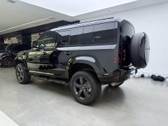Land Rover Defender 110 3.0T P400 X-Dynamic HSE - ფოტო 4