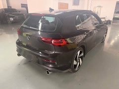 Volkswagen Golf GTI 2023 380TSI DSG GTI - ფოტო 6