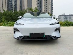 Geely Galaxy E8 550km Rear-Wheel Drive Longteng Edition - ფოტო 2