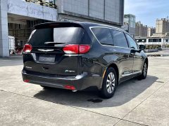 Dodge Caravan Chrysler Pacifica PHEV (Imported) 2019 3.6L Plug-in Hybrid - photo 6
