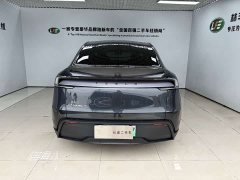 Tesla Model Y Rear-Wheel Drive - ფოტო 5