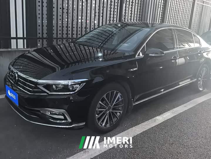 Volkswagen Magotan 330TSI DSG Luxury