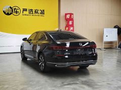 Volkswagen Passat 330TSI Luxury - ფოტო 4