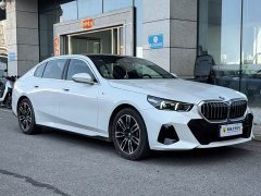 BMW 5 Series 530Li Premier M Sport Package - ფოტო 3