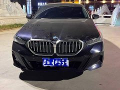 BMW 5 Series 530Li Premier M Sport Package - ფოტო 2