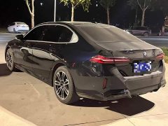 BMW 5 Series 530Li Premier M Sport Package - ფოტო 9