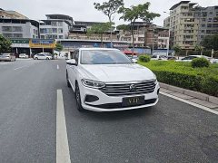 Volkswagen Lavida 1.5L Automatic Manyi Edition - ფოტო 3