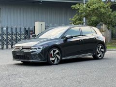 Volkswagen Golf GTI 2021 380TSI DSG GTI - ფოტო 2
