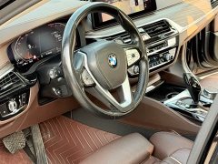 BMW 5 Series 530Li Luxury M Sport Package - ფოტო 7