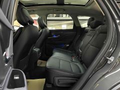 Lincoln Aviator 2.0T AWD Prestige Edition - ფოტო 10