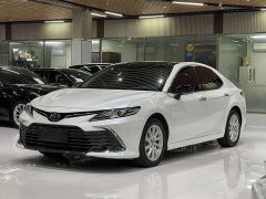 Toyota Camry 2.0G Luxury - ფოტო 1