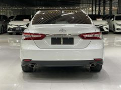 Toyota Camry 2.0G Luxury - ფოტო 12