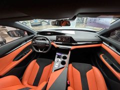 Changan UNI-V 1.5T Sport Edition - ფოტო 15