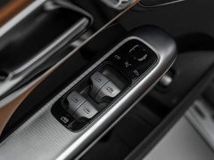 Mercedes-Benz GLC Facelift GLC 300 L 4MATIC Dynamic 5-Seater - ფოტო 17