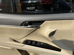 Toyota Camry Hybrid 2.5L HGVP Leading Edition - ფოტო 14