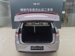 Li Auto L6 Max - ფოტო 10