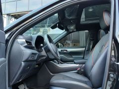 Toyota Crown Land Cruiser 2.5L HEV 4WD Prestige Edition - ფოტო 6