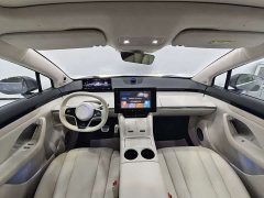 Luxeed Zhiji R7 Pure Electric 736km Ultra - ფოტო 4