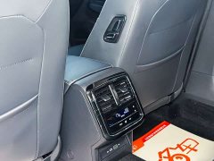 Volkswagen Passat 330TSI Elite - ფოტო 12