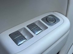 Li Auto L9 Ultra - ფოტო 16