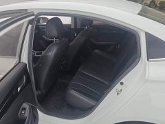 SAIC MG i5 1.5L CVT Diamond Edition - ფოტო 11