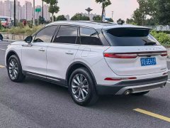 Lincoln Explorer 2020 2.0T FWD Premium - ფოტო 3