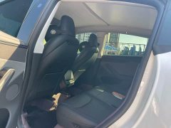 Tesla Model Y Rear-Wheel Drive - ფოტო 8