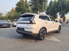 Volvo XC70 Plug-in Hybrid AWD Extended Range Core - ფოტო 12