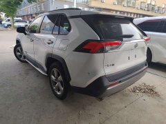 Toyota RAV4 2.0L CVT FWD Fashion Plus Edition - ფოტო 4