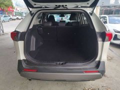 Toyota RAV4 2.0L CVT FWD Fashion Plus Edition - ფოტო 9